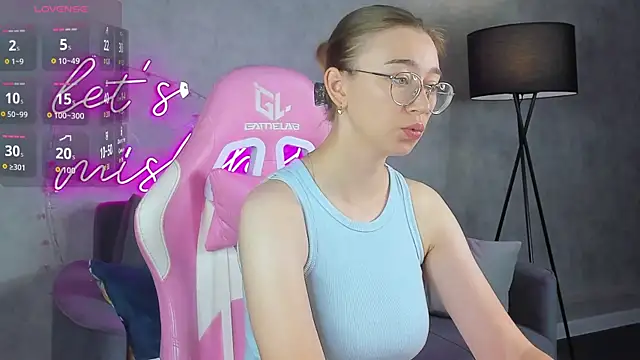 Lucy Green online show from 5, 7, 2026