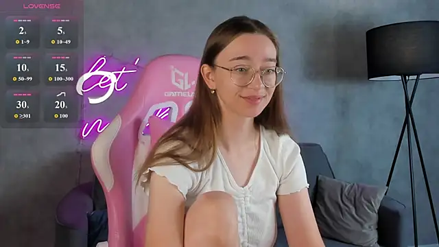Lucy Green online show from 13, 7, 2026
