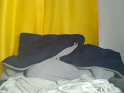 Snapshot of littlefrankie chatting on 22, 7, 2026 littlefrankie online show from 22, 7, 2026