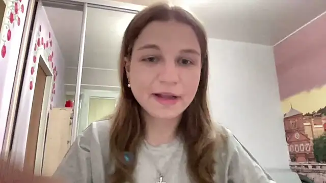 HwaTrippel online show from 23, 7, 2026