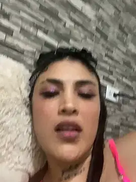 Snapshot of Salsa_Seductre chatting on 4, 7, 2026 Salsa Seductre online show from 4, 7, 2026
