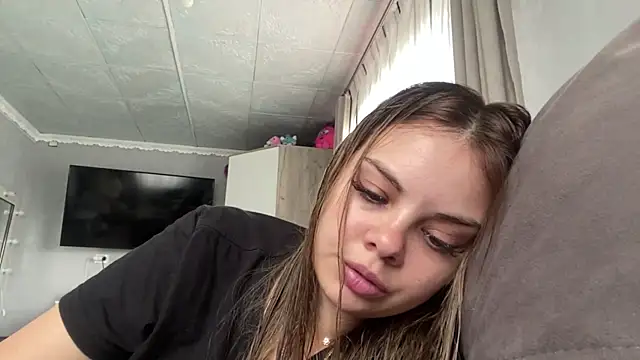 Snapshot of VivaDufficy chatting on 22, 7, 2026 VivaDufficy online show from 22, 7, 2026