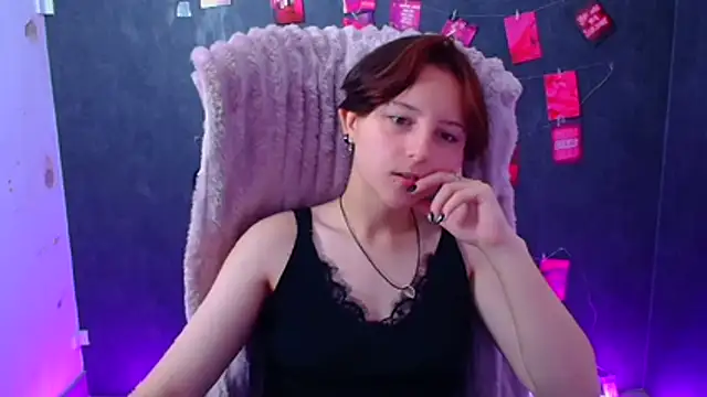 Snapshot of Dilara_Kiss_ chatting on 21, 7, 2026 Dilara Kiss online show from 21, 7, 2026