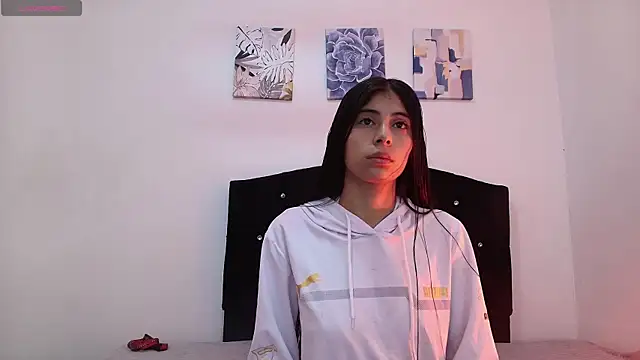 Dahlia  Vixen online show from 27, 7, 2026