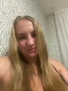 Snapshot of Emilia_ki chatting on 3, 7, 2026 Emilia ki online show from 3, 7, 2026