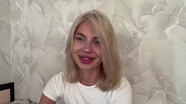 SweetBerryes online show from 25, 6, 2026