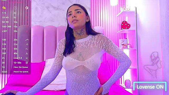 LunaRose18 online show from 19, 7, 2026