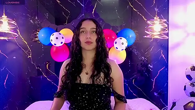 ZoeBlissX online show from 26, 6, 2026