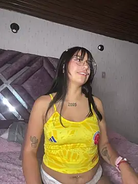 GabyLopez Pink online show from 8, 7, 2026