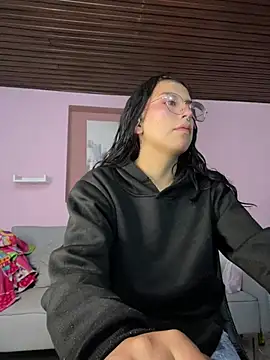 GabyLopez Pink online show from 17, 7, 2026