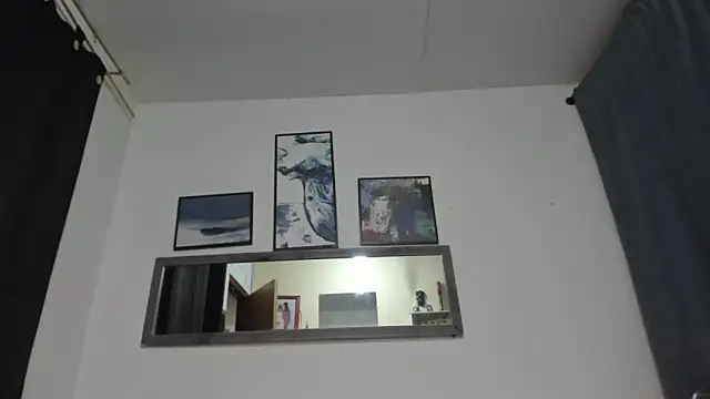 Snapshot of Crazy_addixtion chatting on 20, 11, 2025 Crazy addixtion online show from 20, 11, 2025