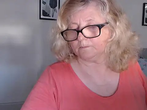 NoraMelow online show from 11, 7, 2026