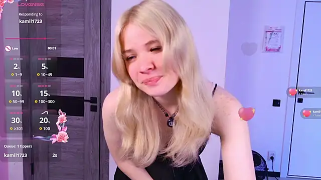 Snapshot of ChloeWells chatting on 27, 6, 2026 ChloeWells online show from 27, 6, 2026