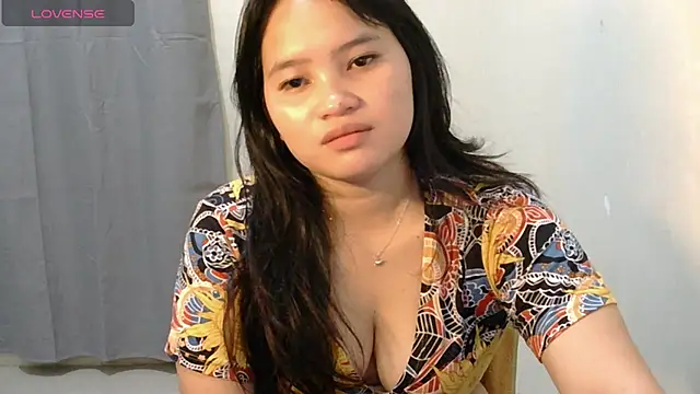 Snapshot of Fhwilloughbyxx chatting on 5, 7, 2026 Fhwilloughbyxx online show from 5, 7, 2026