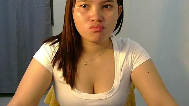 Snapshot of Fhwilloughbyxx chatting on 23, 7, 2026 Fhwilloughbyxx online show from 23, 7, 2026