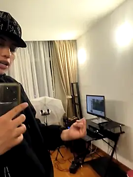 Snapshot of Thiagoo_Vega chatting on 2, 7, 2026 Thiagoo Vega online show from 2, 7, 2026