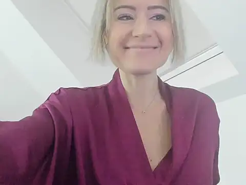 Ssoniaaa online show from 17, 2, 2025