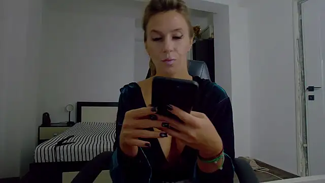 DedeSibel online show from 29, 11, 2025