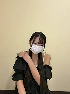 Snapshot of risa_____ chatting on 8, 7, 2026 risa online show from 8, 7, 2026