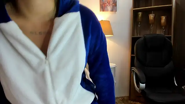 Luna black19 online show from 7, 7, 2026