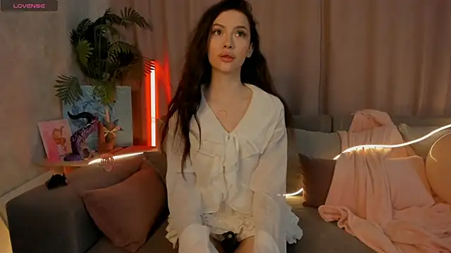 Snapshot of Bunnyblyy chatting on 4, 8, 2026 Bunnyblyy online show from 4, 8, 2026