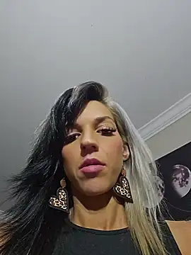 Snapshot of lil_jiggly chatting on 4, 8, 2026 lil jiggly online show from 4, 8, 2026