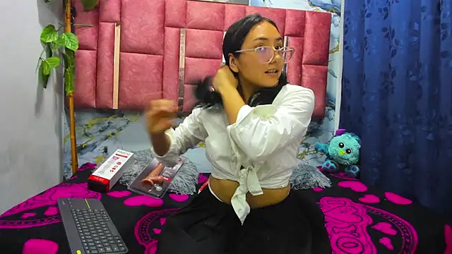 Nezukoks online show from 29, 7, 2026