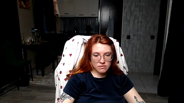 Reginasmilee online show from 27, 3, 2026