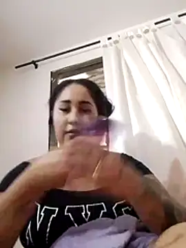 Valentina Tilly online show from 16, 7, 2026