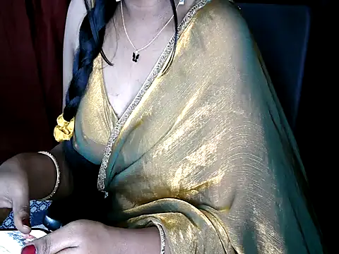 Snapshot of Shara20 chatting on 9, 8, 2026 Shara20 online show from 9, 8, 2026
