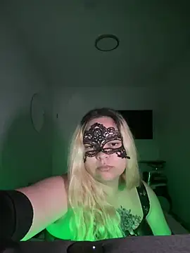 Snapshot of Nesliiiiii chatting on 4, 7, 2026 Nesliiiiii online show from 4, 7, 2026