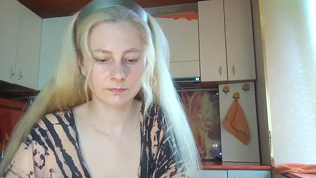 Vexieeka online show from 10, 7, 2026
