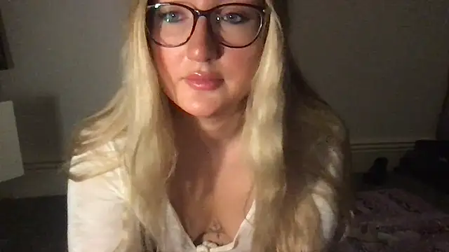 Dahlia-Rose-xx online show from 3, 7, 2026