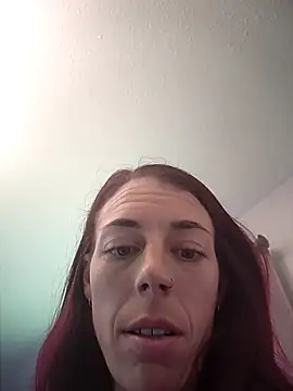 Snapshot of Elliehopp chatting on 10, 7, 2026 Elliehopp online show from 10, 7, 2026
