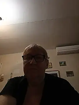 Molli1408 online show from 11, 7, 2026