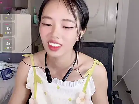xiaolei-999 online show from 28, 6, 2026