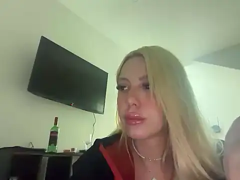 Snapshot of MargotRubi chatting on 28, 6, 2026 MargotRubi online show from 28, 6, 2026