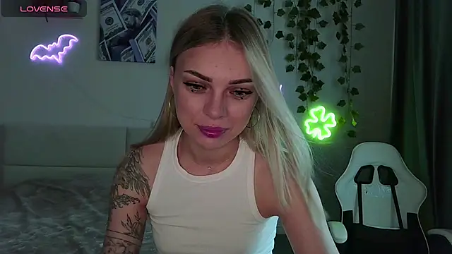 candy rasss online show from 4, 7, 2026
