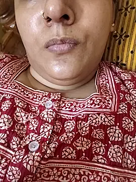 Snapshot of arushi9490 chatting on 5, 7, 2026 arushi9490 online show from 5, 7, 2026