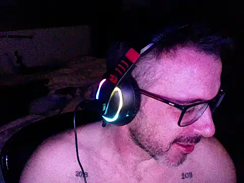 Gutto stam online show from 4, 7, 2026