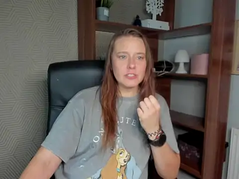 LadyAlessa online show from 9, 7, 2026