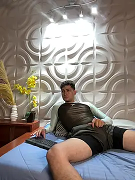 NoahSalvatore online show from 10, 7, 2026