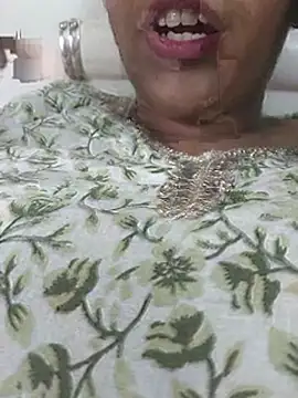 Snapshot of sharmilasingh89 chatting on 14, 7, 2026 sharmilasingh89 online show from 14, 7, 2026