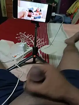 AdnanHotBoyxx online show from 12, 7, 2026