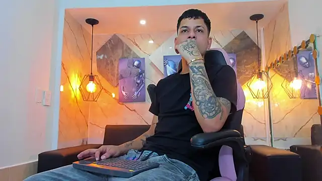 Klaar Blessed online show from 8, 7, 2026