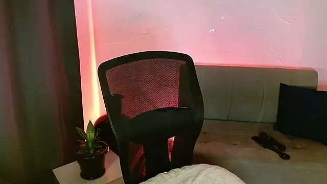 Snapshot of lispetite chatting on 24, 2, 2026 lispetite online show from 24, 2, 2026