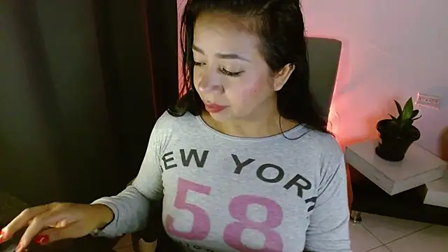 Snapshot of lispetite chatting on 27, 2, 2026 lispetite online show from 27, 2, 2026