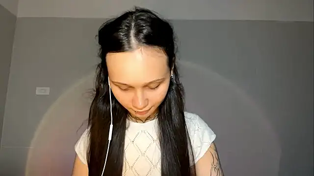 Snapshot of MayraLucarelli chatting on 11, 7, 2026 MayraLucarelli online show from 11, 7, 2026