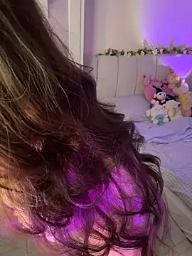 tiffannyland online show from 17, 7, 2026