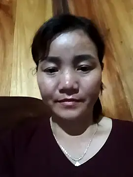 Quee Quee online show from 16, 7, 2026